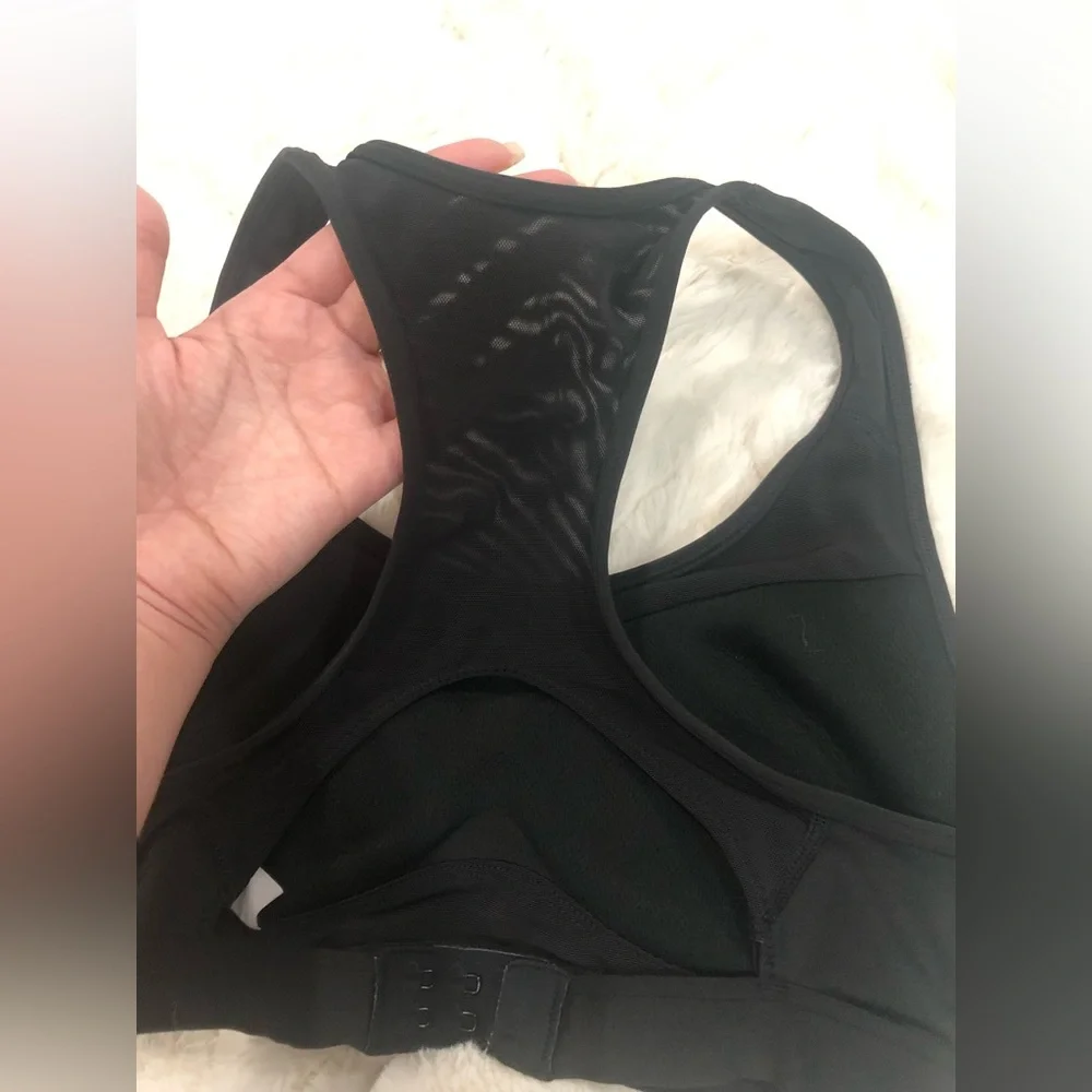 XS Adidas mesh racer back sports bra - Picture 3 of 6